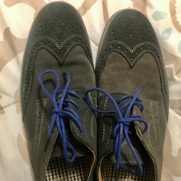 Gray Wingtips - Picture 2 of 3